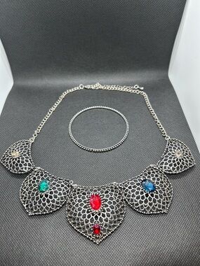Silver-Tone Filigree Statement Necklace with Multicolor Stones with bracelet